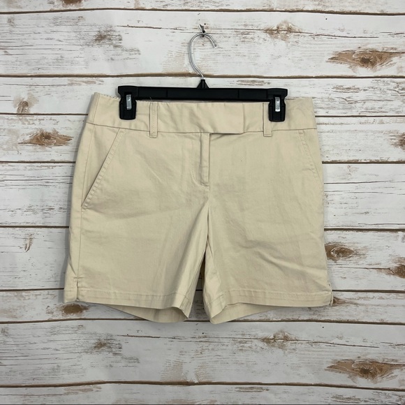 LOFT Pants - Loft Beige 6” Inseam The Riviera Short Shorts NWT